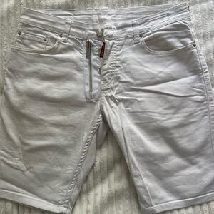 DSQUARED2  WHITE BERMUDA SHORTS FOR MEN